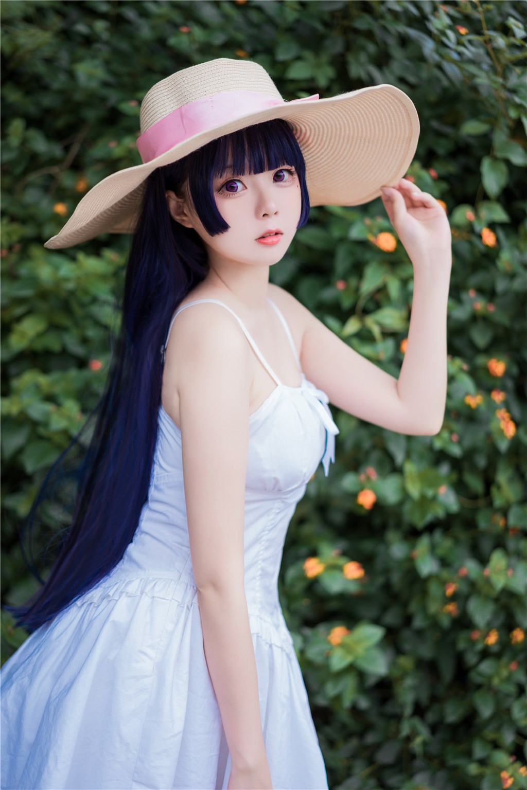 黑料吃瓜窥测:网友偶遇新晋影帝搂着助理肩膀走出餐厅,zq黑料