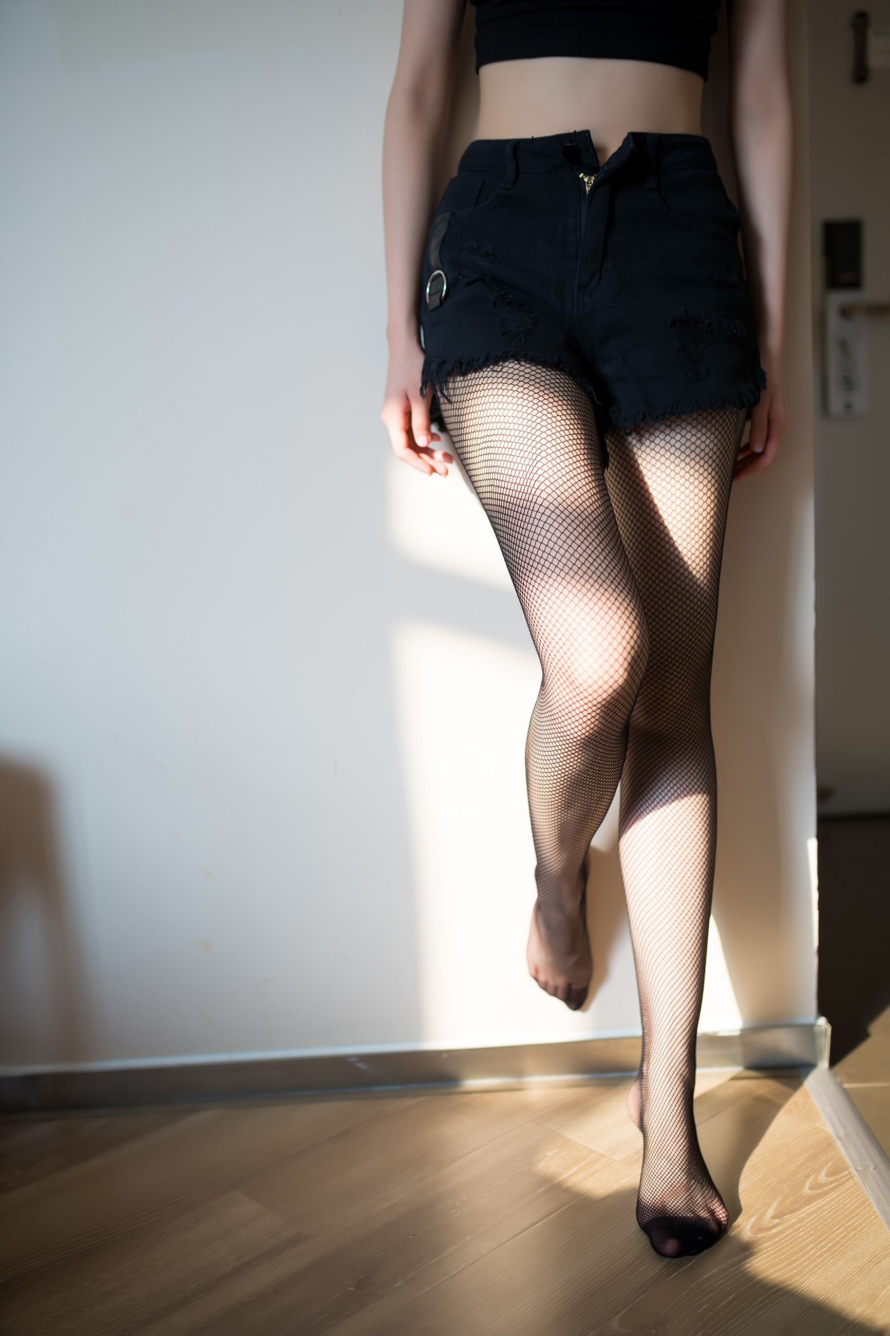 黑料网APP摇摆：节目片头花字都打上“他与她同台默契爆表”噱头，黑料 官网